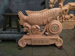 龙鱼石雕摆件